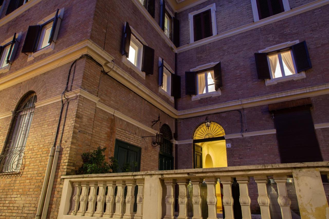 Emperor'S View - Apartment In Colosseum Rome Exterior photo
